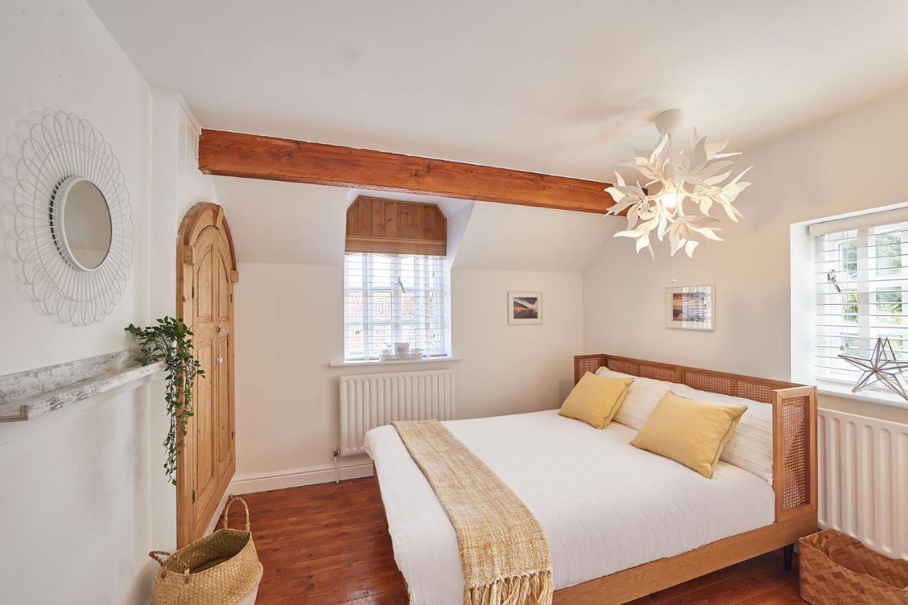 Host&Stay - Abbey View Cottage Whitby Exteriör bild